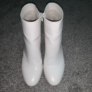 Cute White booties